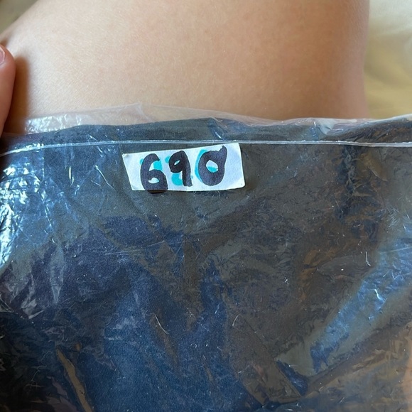 Sofia Vergara Leggings - Picture 2 of 3